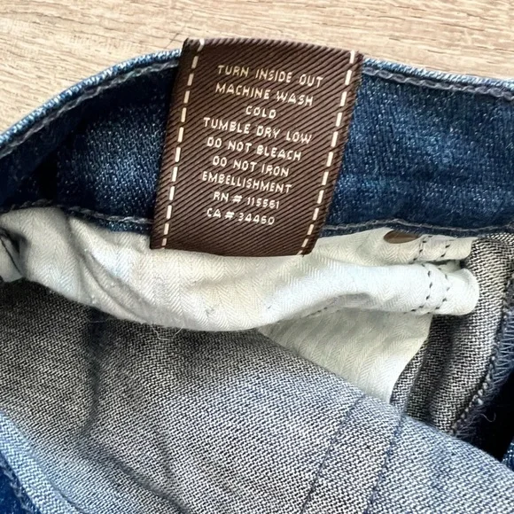 7 for All Mankind medium wash bootcut jeans Women’s size 29 beaded back pocket - Picture 6 of 6